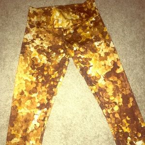 Onzie Gold Coin Crop Leggings (S/M)